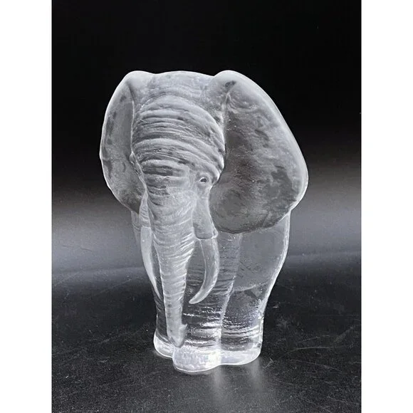 Mats Jonasson Elephant 6” Glass Figure - Picture 2 of 7